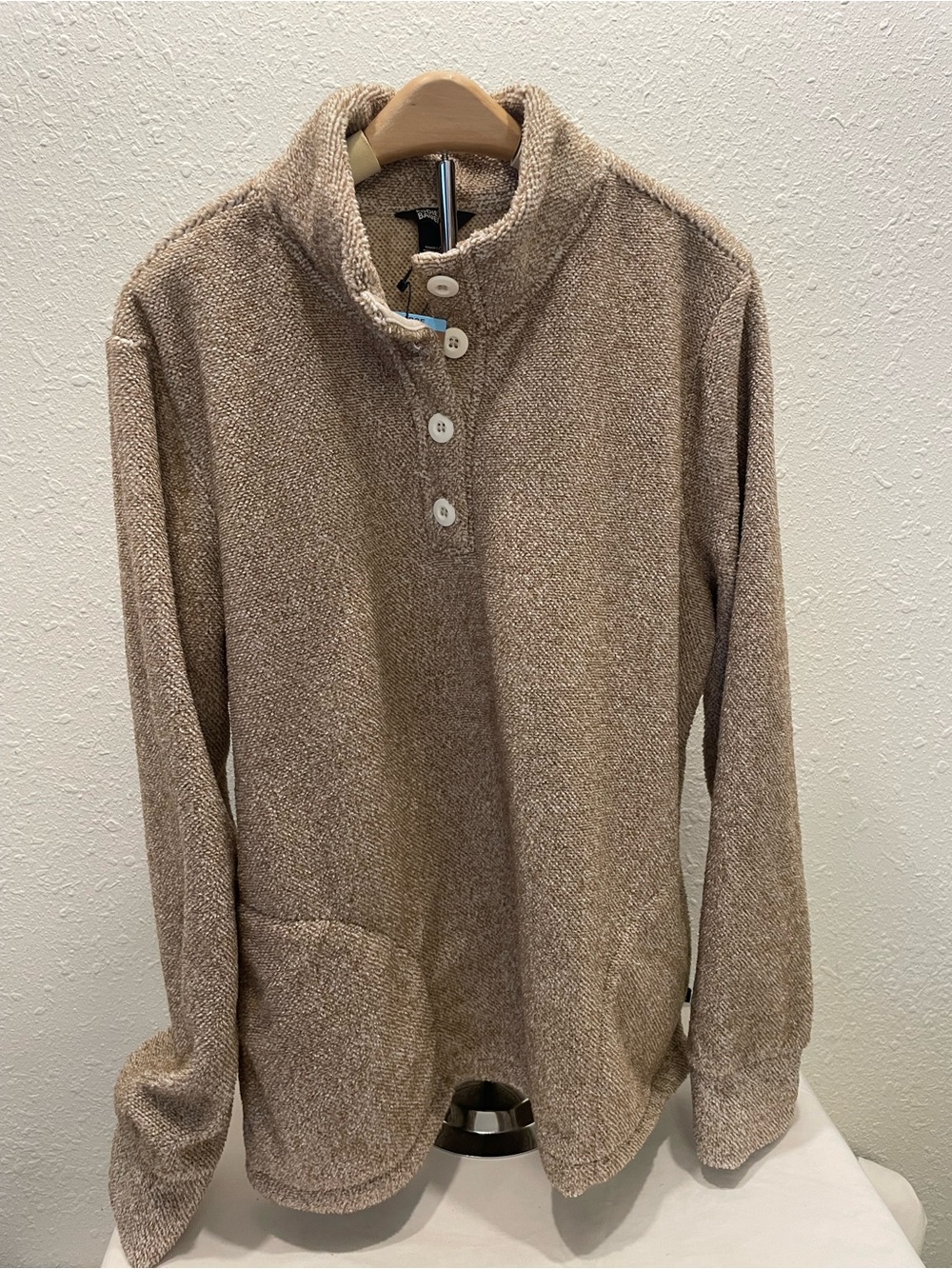Eddie Bauer Women’s Tan Button V Neck Pullover